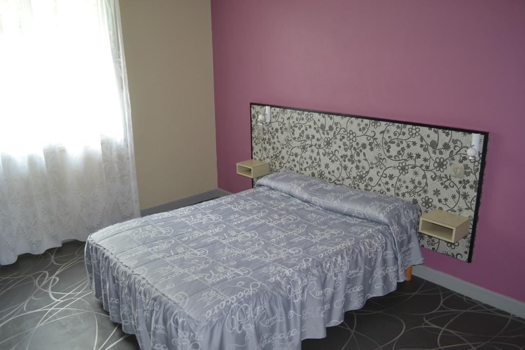 Hotel Relais 500 De Vienne Chonas-lʼAmballan Zewnętrze zdjęcie