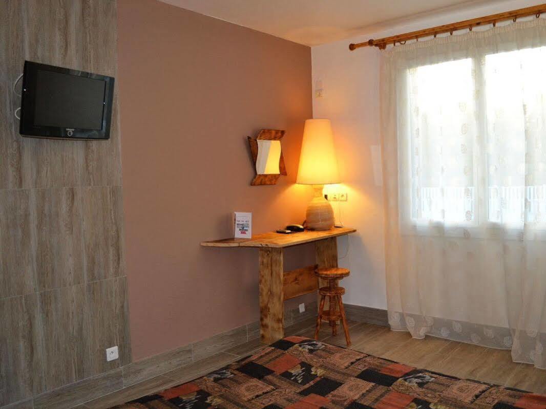 Hotel Relais 500 De Vienne Chonas-lʼAmballan Zewnętrze zdjęcie